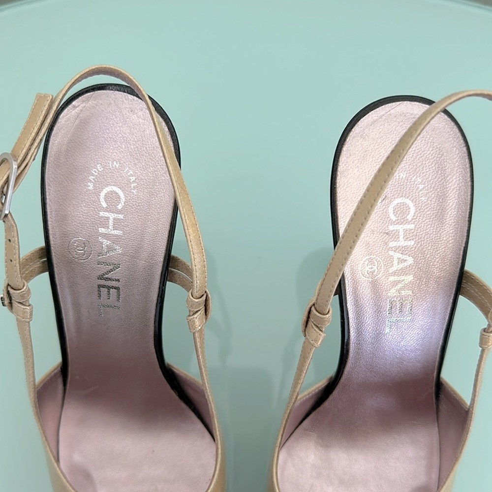 CHANEL Vintage Slingback Pumps 2009 Collection Patent Leather CC Logo Size 8 1/2 - Picture 3 of 9